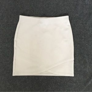Aritzia Talula Straight Body Con Skirt, Size S